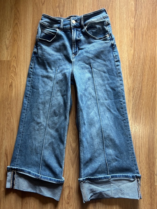 Dear John Denim - Dear John Medium Blue Audrey Wide-Leg Cropped Jeans with Front Seams. Size 25